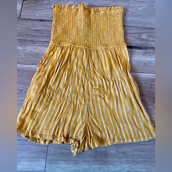 Strapless romper from American Eagle in a size small - Picture 2 of 2